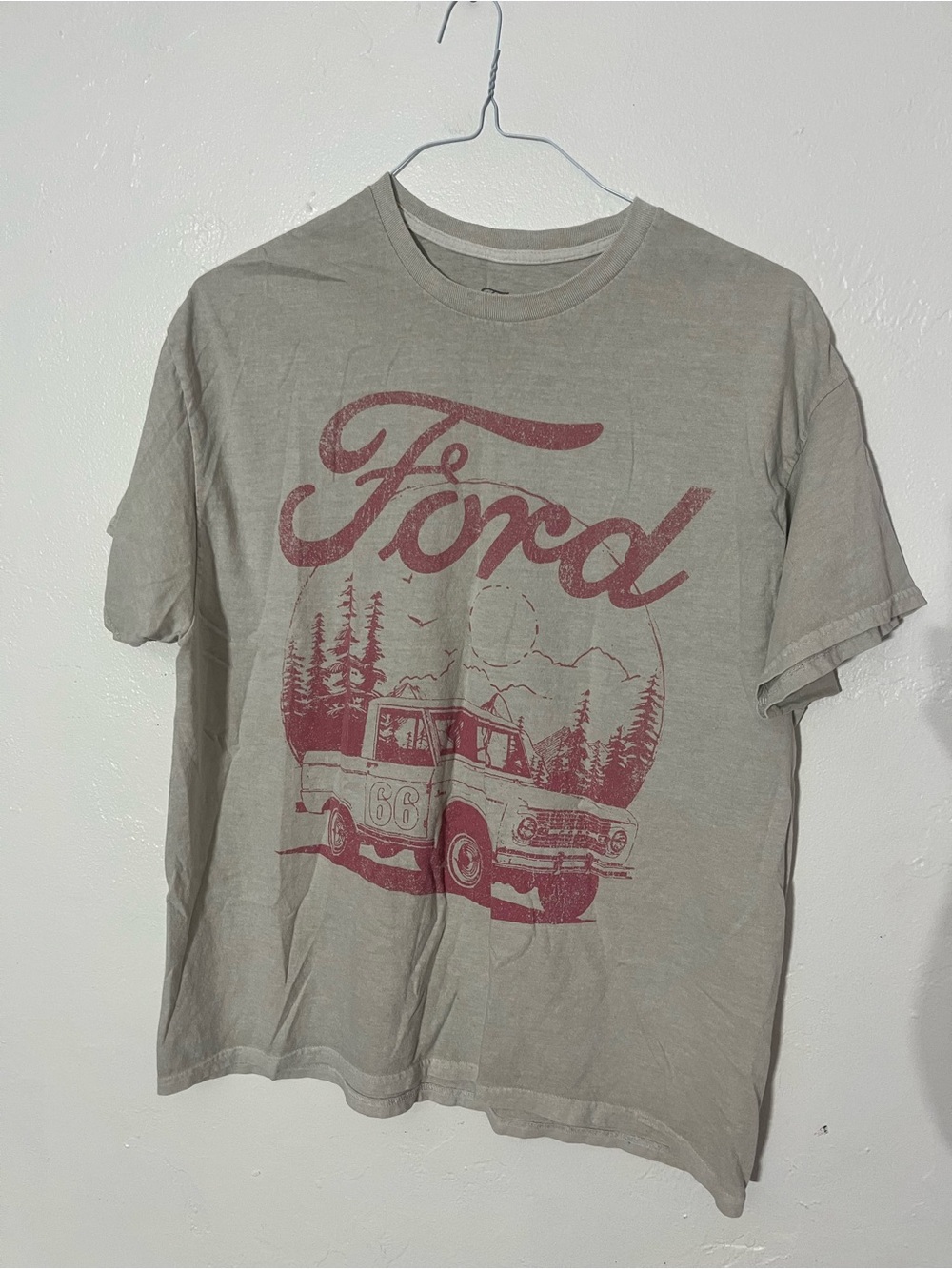 Ford Bronco Oversized Women’s Graphic Tee in Light Gray Red Print Cotton Large